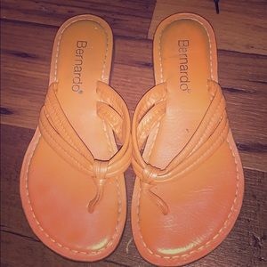 Bernardo mustard yellow flat sandals
